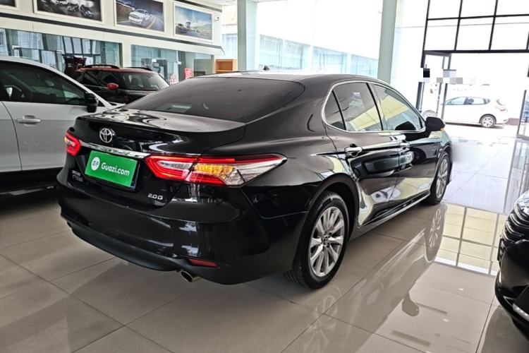 Used Toyota Camry 2018 2.0G Luxury Edition Rear Right 45 Deg