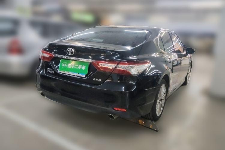 Used Toyota Camry 2018 2.5G Luxury Edition Rear Right 45 Deg