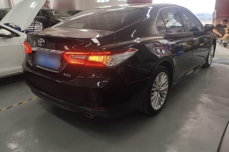 Used Toyota Camry 2018 2.5G Luxury Edition Rear Right 45 Deg