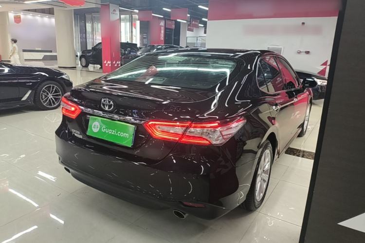 Used Toyota Camry 2018 2.0G Luxury Edition Rear Right 45 Deg