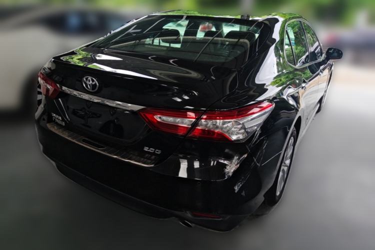 Used Toyota Camry 2018 2.0G Luxury Edition Rear Right 45 Deg