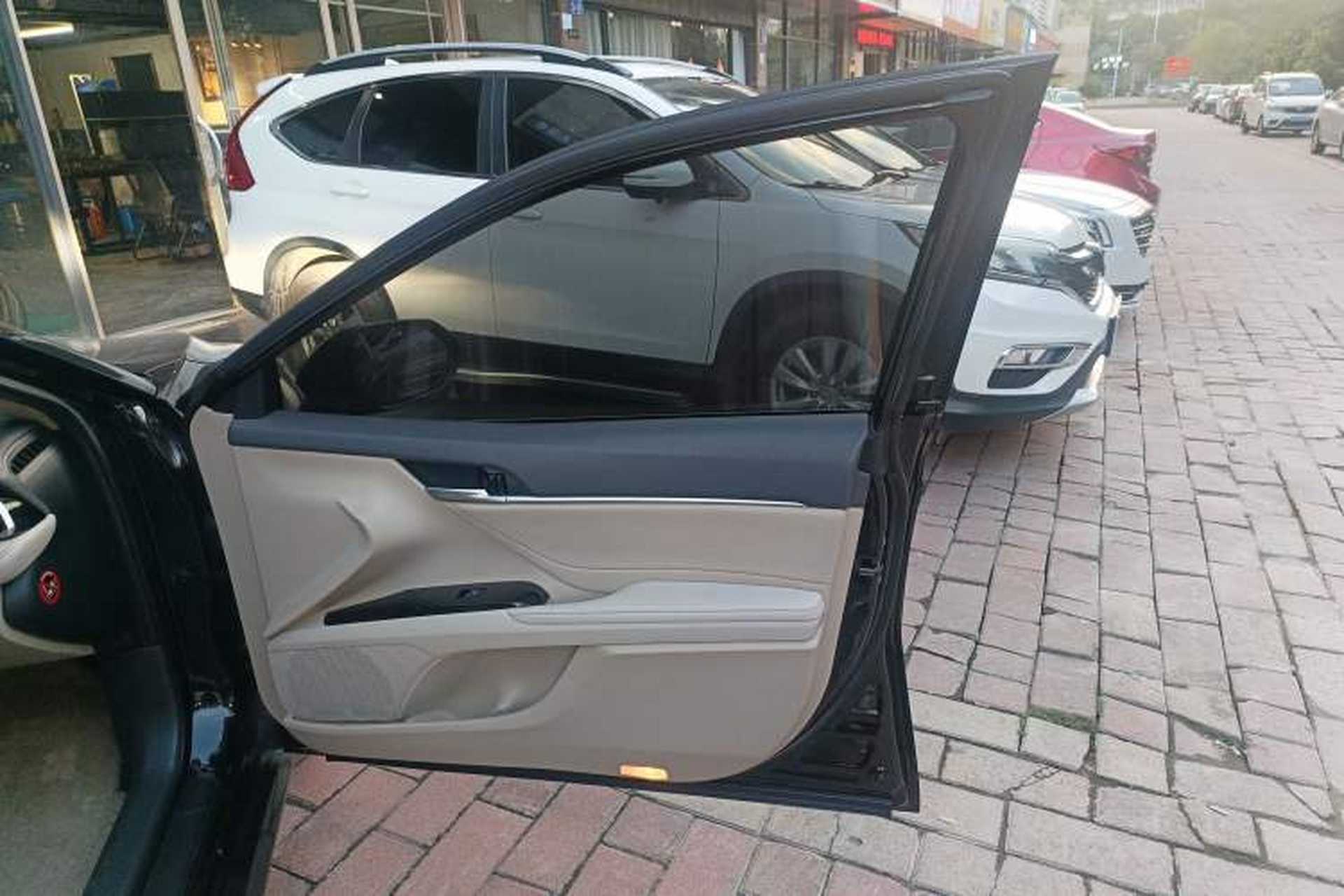 Used Toyota Camry 2018 2.0E Leading Edition Right Front Door Interior