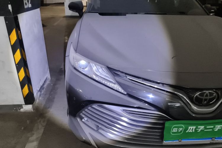 Used Toyota Camry 2018 2.5G Luxury Edition Right Front Headlight