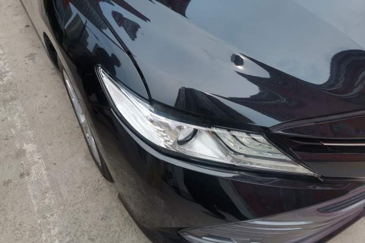 Used Toyota Camry 2018 2.0G Luxury Edition Right Front Headlight