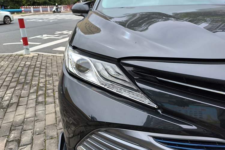 Used Toyota Camry 2018 2.0G Luxury Edition Right Front Headlight