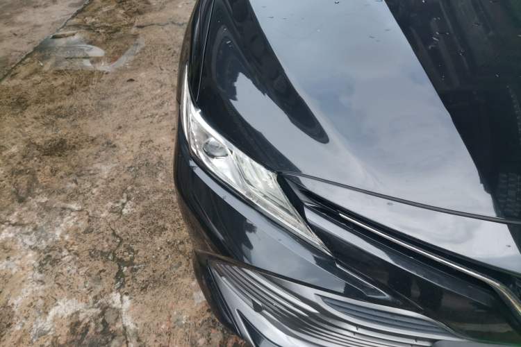 Used Toyota Camry 2018 2.5G Luxury Edition Right Front Headlight
