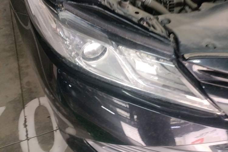 Used Toyota Camry 2018 2.5G Luxury Edition Right Front Headlight
