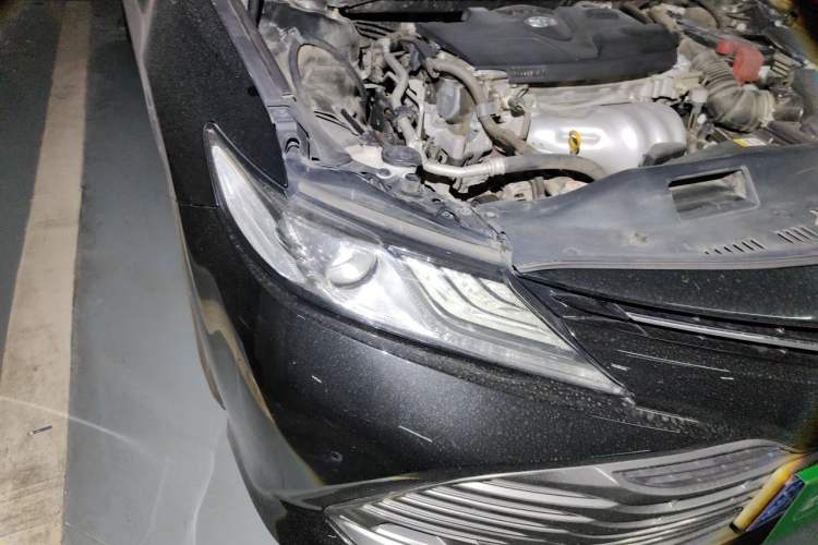 Used Toyota Camry 2018 2.0G Luxury Edition Right Front Headlight