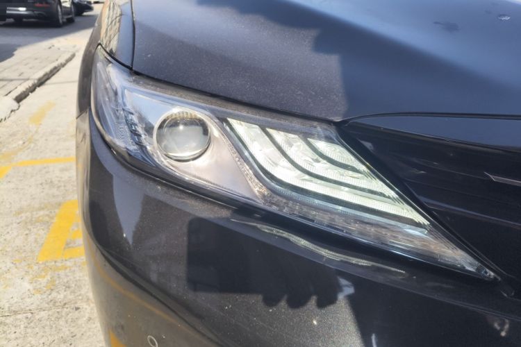Used Toyota Camry 2018 Dual-Engine 2.5 HG Luxury Edition Right Front Headlight