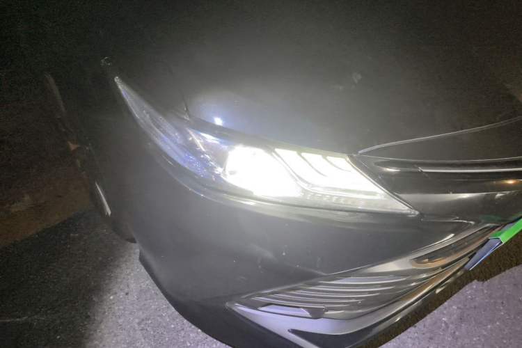 Used Toyota Camry 2018 Dual-Engine 2.5 HG Luxury Edition Right Front Headlight