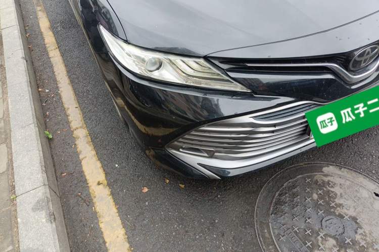 Used Toyota Camry 2018 2.0G Luxury Edition Right Front Headlight