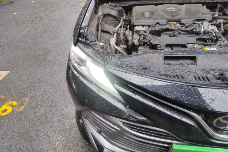 Used Toyota Camry 2018 2.5G Luxury Edition Right Front Headlight