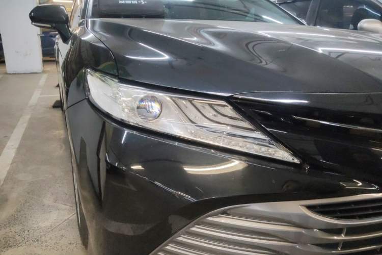 Used Toyota Camry 2018 2.5G Luxury Edition Right Front Headlight