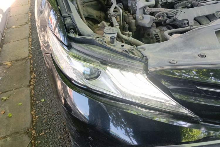 Used Toyota Camry 2018 2.5G Luxury Edition Right Front Headlight