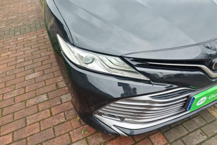 Used Toyota Camry 2018 2.0G Luxury Edition Right Front Headlight