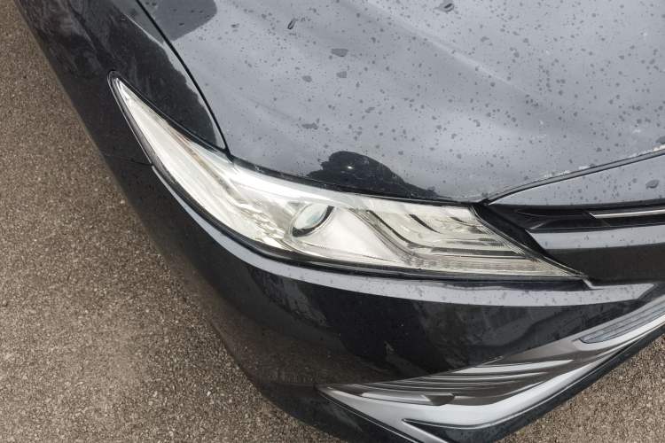 Used Toyota Camry 2018 2.0G Luxury Edition Right Front Headlight