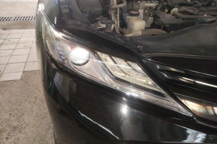 Used Toyota Camry 2018 Dual-Engine 2.5 HG Luxury Edition Right Front Headlight