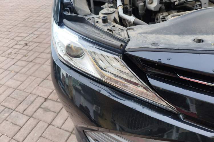 Used Toyota Camry 2018 2.5G Luxury Edition Right Front Headlight