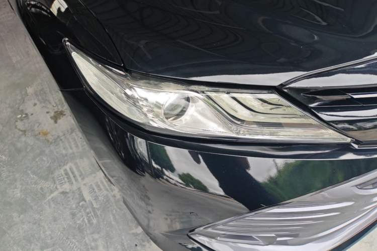 Used Toyota Camry 2018 2.0G Luxury Edition Right Front Headlight