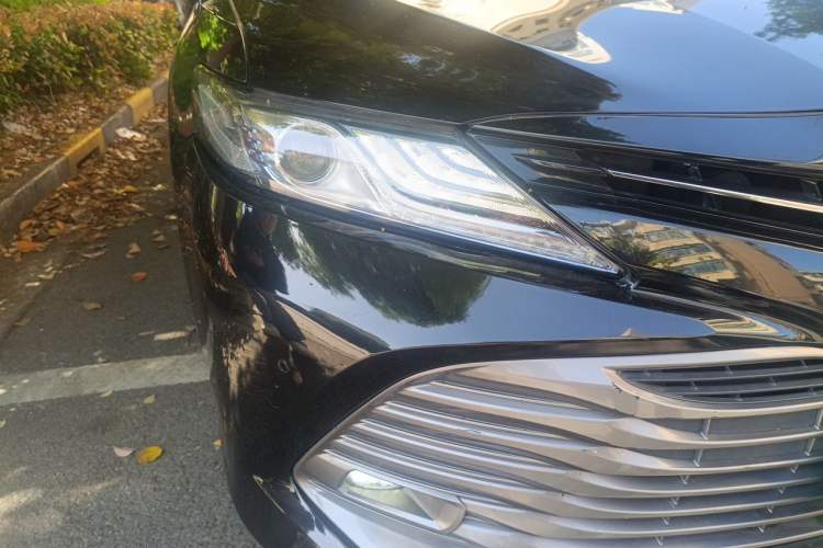 Used Toyota Camry 2018 Dual-Engine 2.5 HG Luxury Edition Right Front Headlight