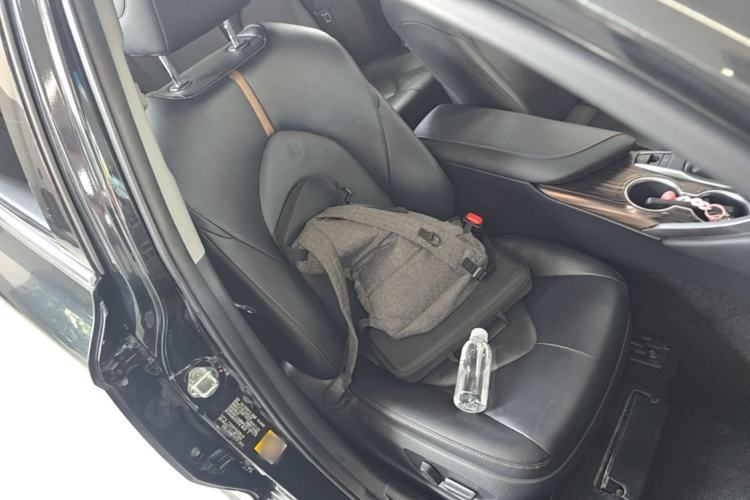 Used Toyota Camry 2018 2.0G Luxury Edition Right Front Seat