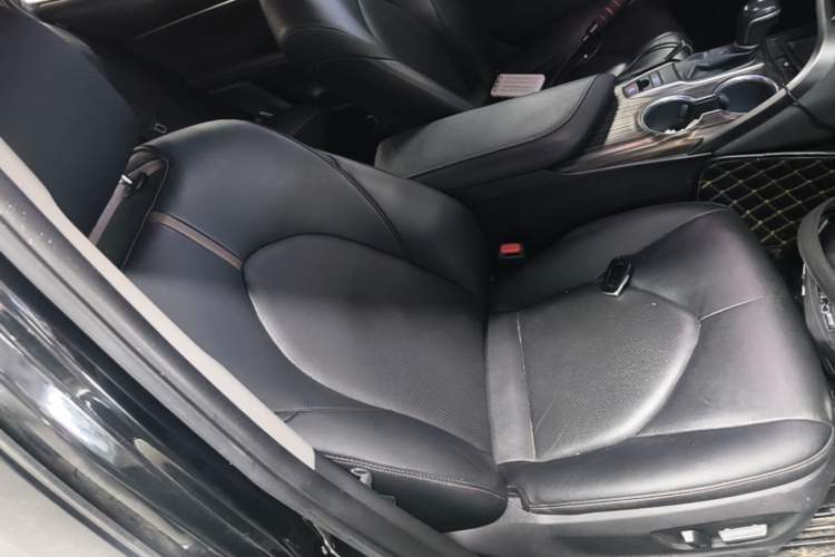 Used Toyota Camry 2018 2.0G Luxury Edition Right Front Seat
