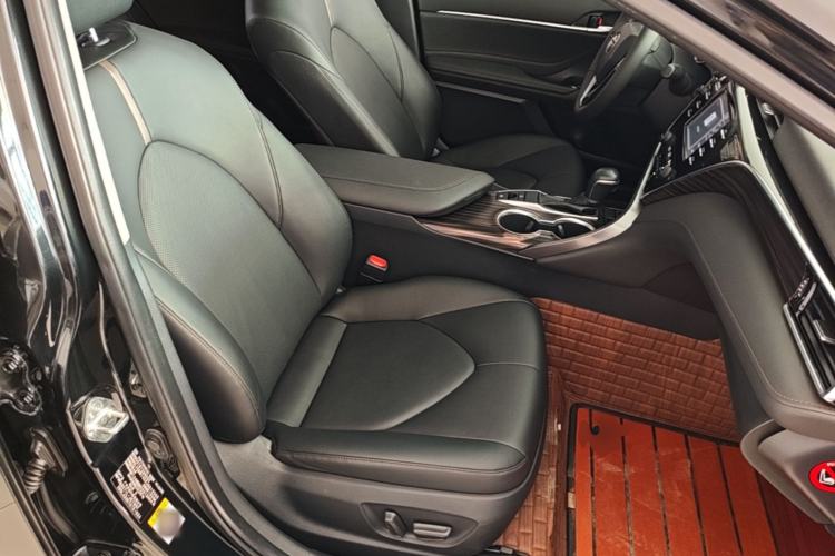 Used Toyota Camry 2018 2.0G Luxury Edition Right Front Seat