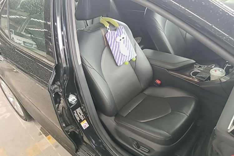 Used Toyota Camry 2018 2.0G Luxury Edition Right Front Seat
