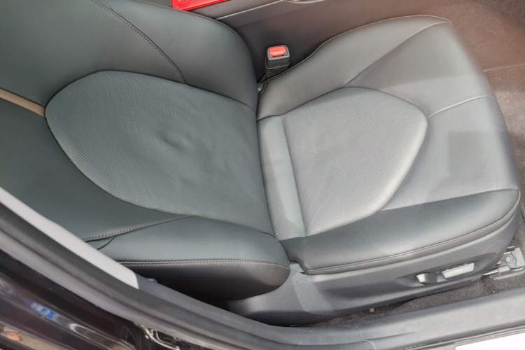 Used Toyota Camry 2018 2.0G Luxury Edition Right Front Seat