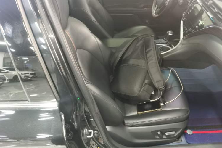 Used Toyota Camry 2018 2.5G Luxury Edition Right Front Seat