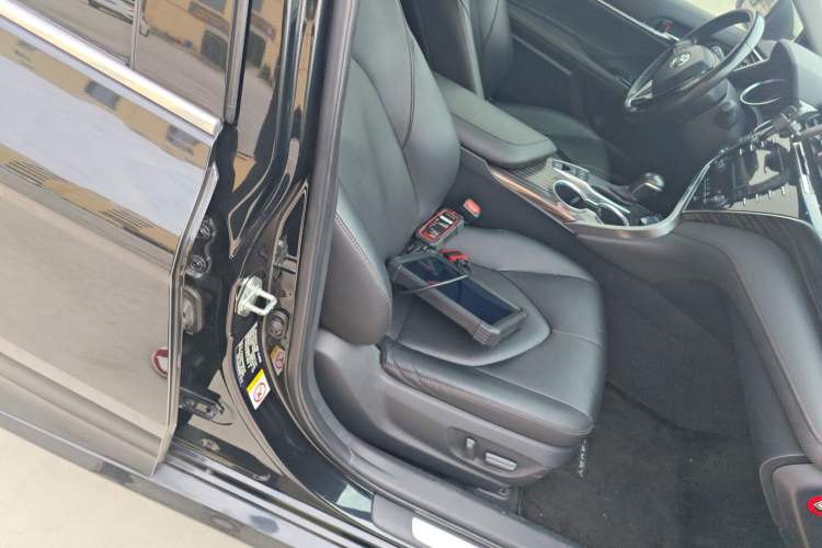 Used Toyota Camry 2018 2.5G Luxury Edition Right Front Seat