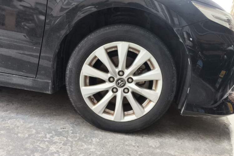 Used Toyota Camry 2018 2.0G Luxury Edition Right Front Wheel Hub