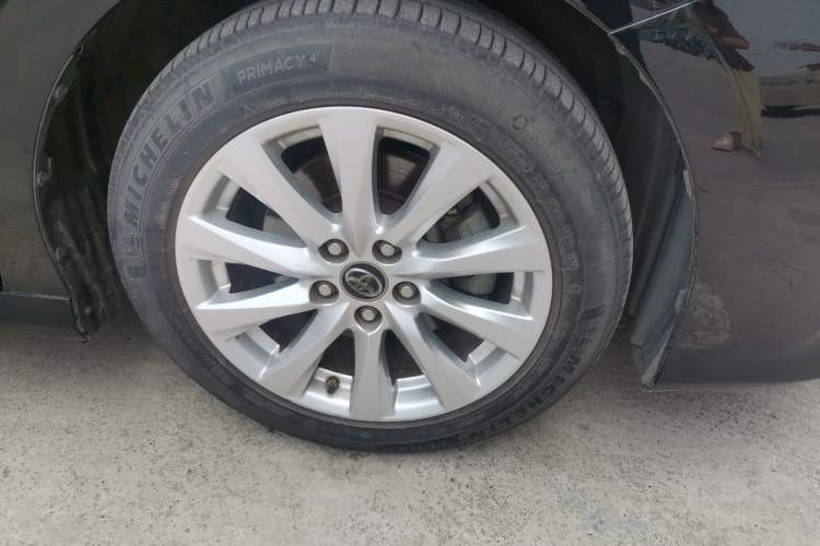 Used Toyota Camry 2018 2.0G Luxury Edition Right Front Wheel Hub