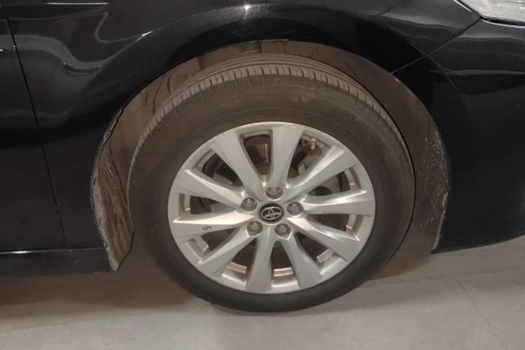 Used Toyota Camry 2018 2.0G Luxury Edition Right Front Wheel Hub