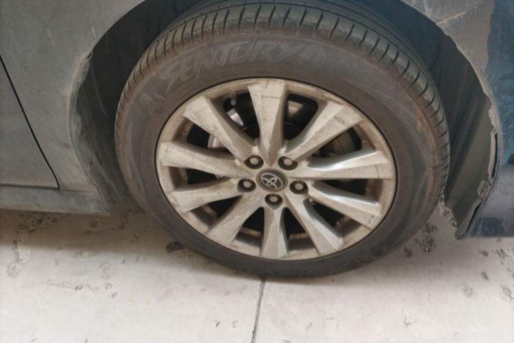 Used Toyota Camry 2018 2.0G Luxury Edition Right Front Wheel Hub