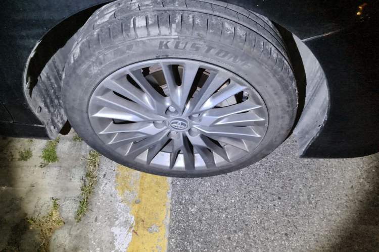 Used Toyota Camry 2018 Dual-Engine 2.5 HG Luxury Edition Right Front Wheel Hub