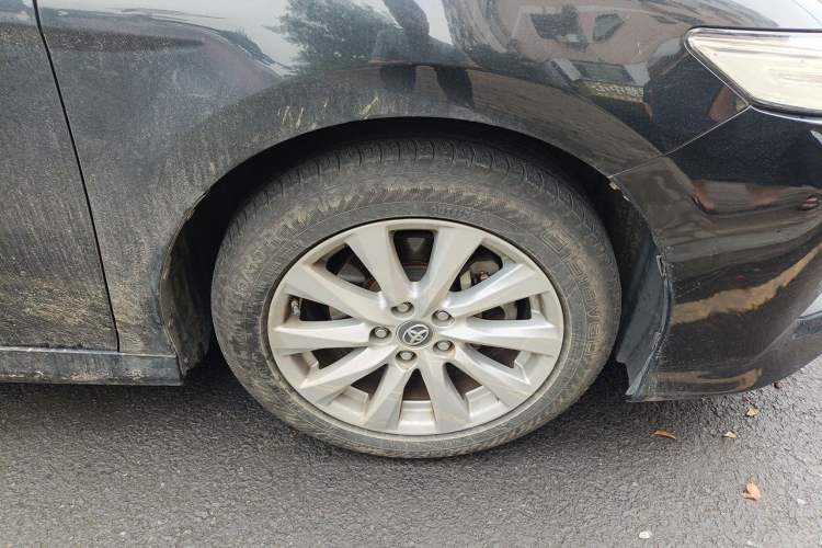 Used Toyota Camry 2018 2.0G Luxury Edition Right Front Wheel Hub