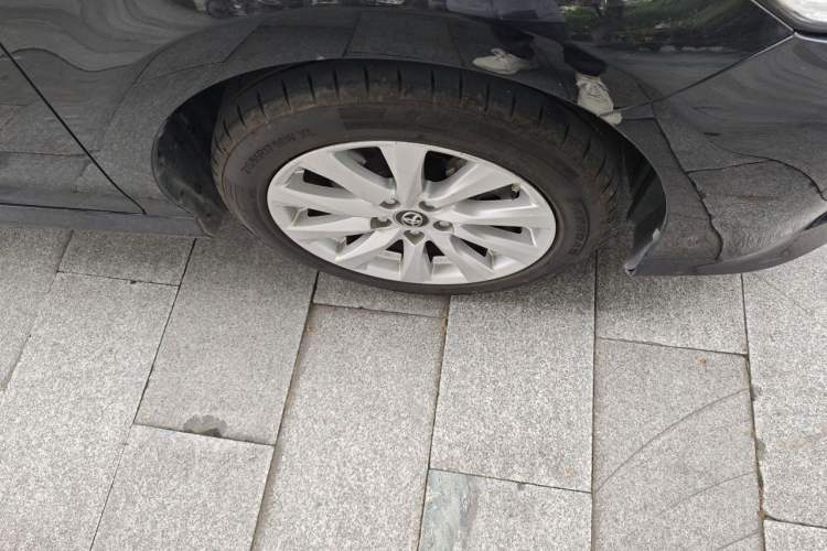 Used Toyota Camry 2018 2.0G Luxury Edition Right Front Wheel Hub