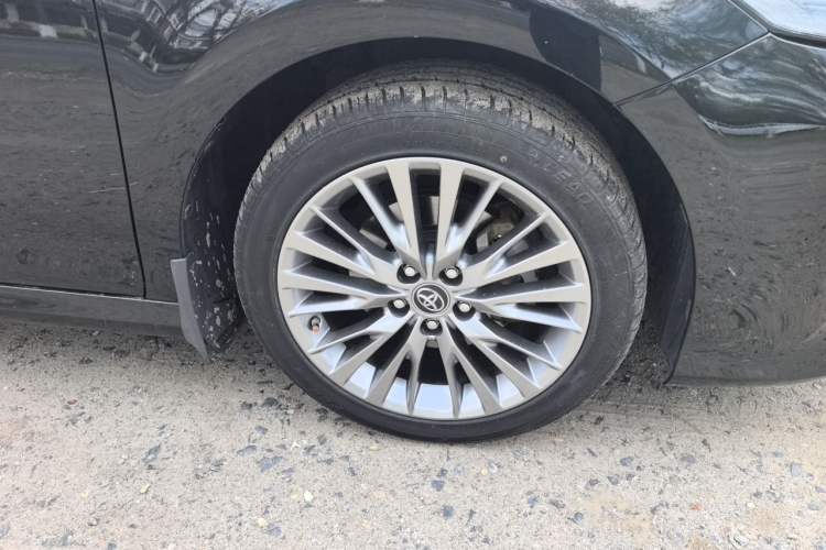 Used Toyota Camry 2018 Dual-Engine 2.5 HG Luxury Edition Right Front Wheel Hub