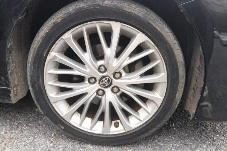 Used Toyota Camry 2018 2.5G Luxury Edition Right Front Wheel Hub