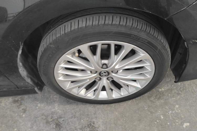 Used Toyota Camry 2018 2.5G Luxury Edition Right Front Wheel Hub