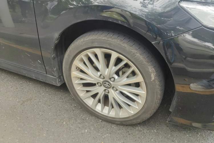 Used Toyota Camry 2018 2.5G Luxury Edition Right Front Wheel Hub