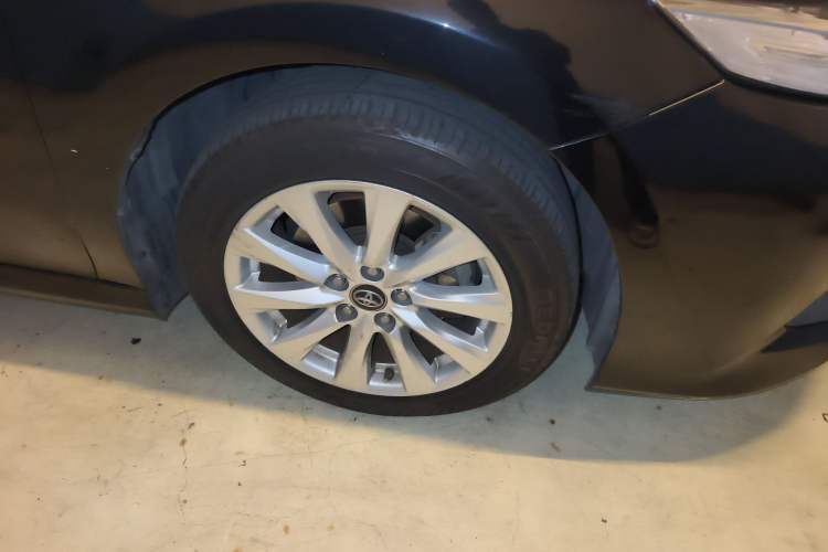 Used Toyota Camry 2018 2.0G Luxury Edition Right Front Wheel Hub