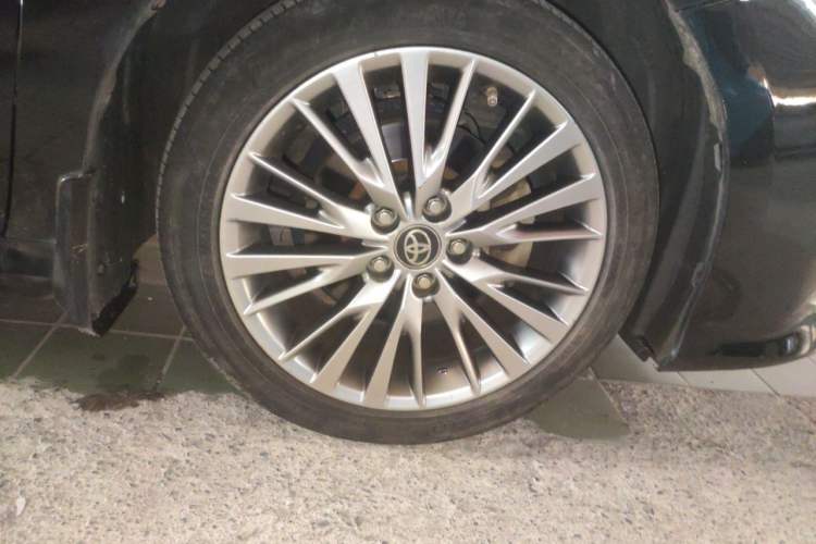 Used Toyota Camry 2018 Dual-Engine 2.5 HG Luxury Edition Right Front Wheel Hub
