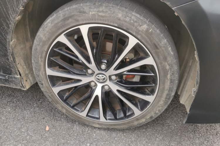 Used Toyota Camry 2018 2.5S Fēngshàng Edition Right Front Wheel Hub
