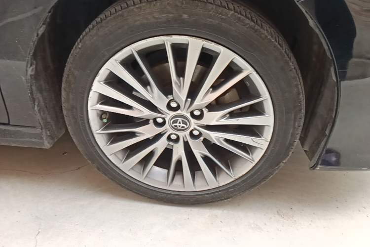 Used Toyota Camry 2018 Dual-Engine 2.5 HG Luxury Edition Right Front Wheel Hub