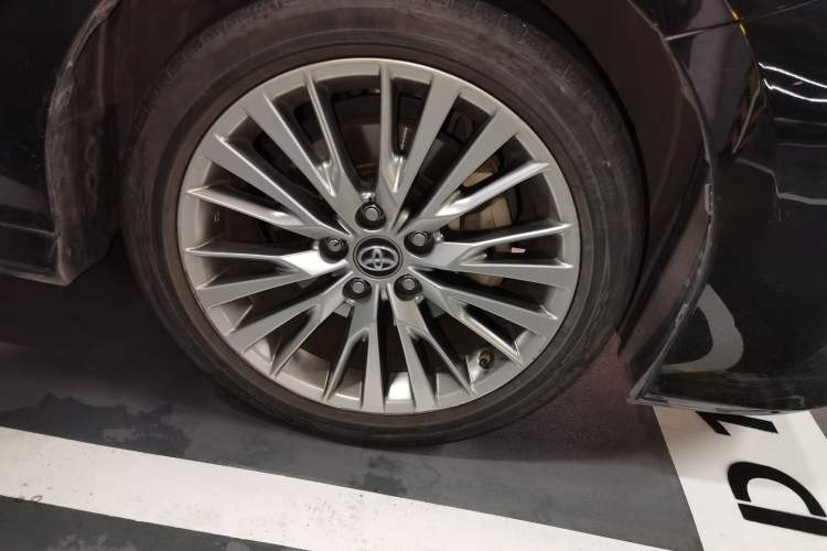 Used Toyota Camry 2018 Dual-Engine 2.5 HG Luxury Edition Right Front Wheel Hub