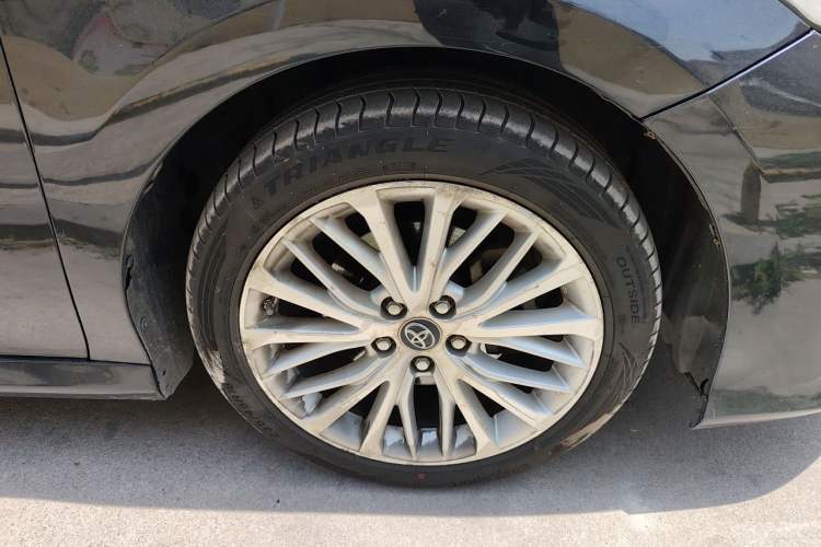 Used Toyota Camry 2018 2.5G Luxury Edition Right Front Wheel Hub
