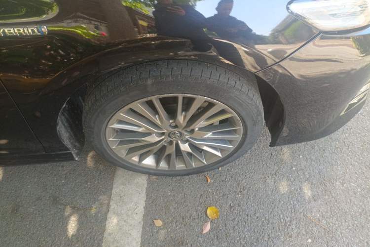 Used Toyota Camry 2018 Dual-Engine 2.5 HG Luxury Edition Right Front Wheel Hub