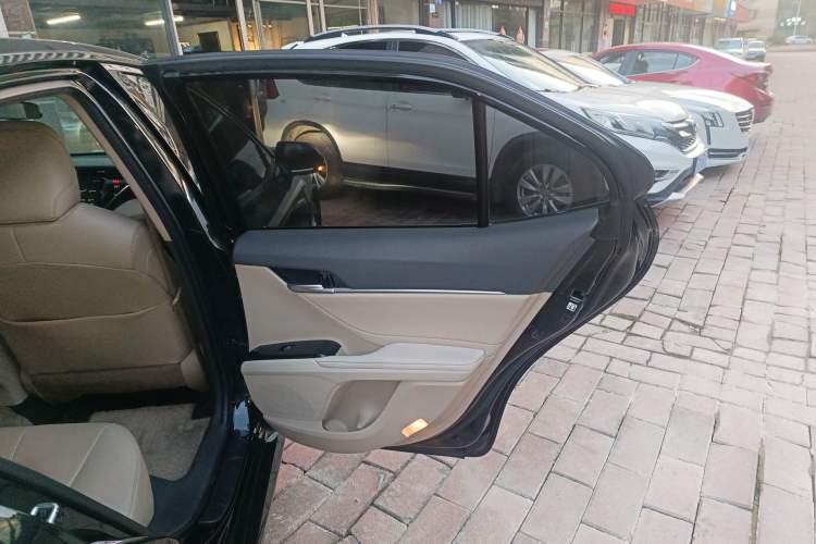 Used Toyota Camry 2018 2.0E Leading Edition Right Rear Door Interior